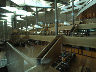 アレキサンドリア図書館の内部